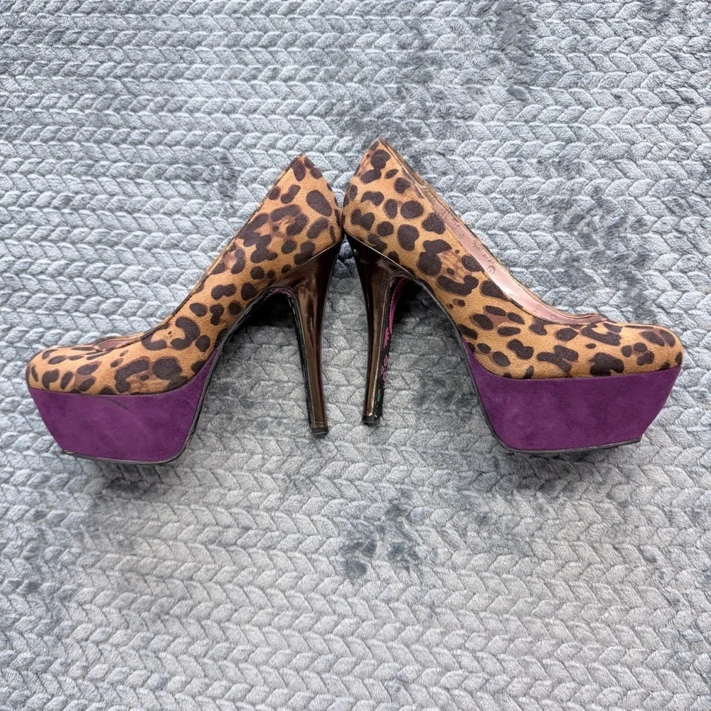 Betsy Johnson Gracie Leopard Purple Platform Faux Fur Pump size 6.5